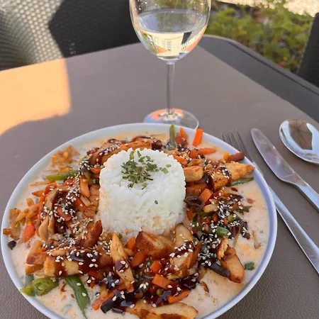 Munkgaard & Outdoor Nocleg ze śniadaniem